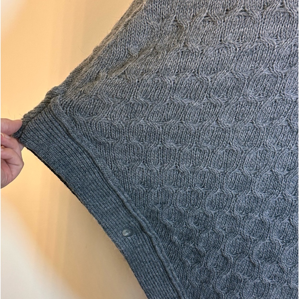 Cable Knit Poncho Sweater - Gray - Picture 6 of 10